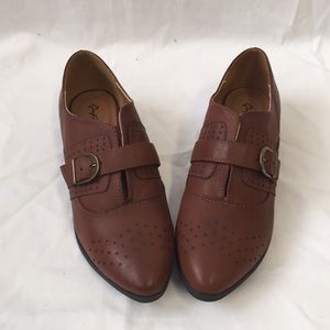 Vegan Leather Saddle Shoes in Cognac